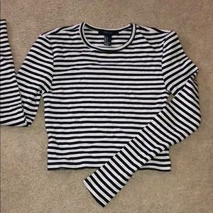 Stripped long sleeve crop top